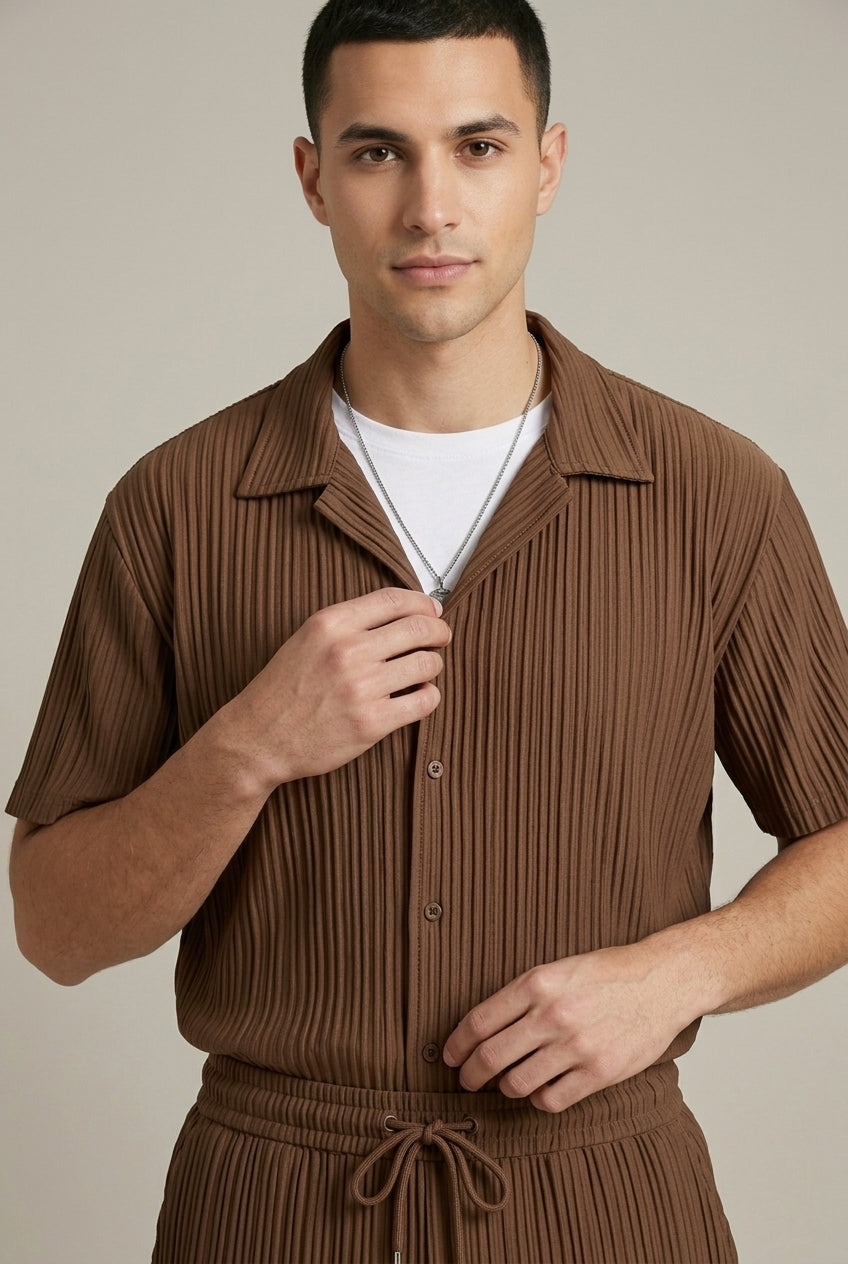 Model wearing brown textured stripe shirt and trousers set – Tomosino