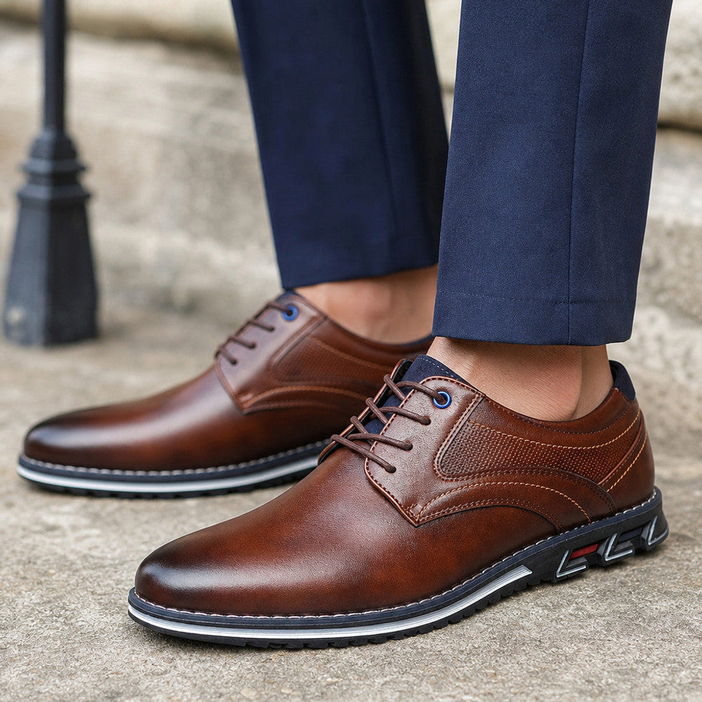 Carlton | Oxford Shoes Brogue Lace-Up Brown – Side Angle View