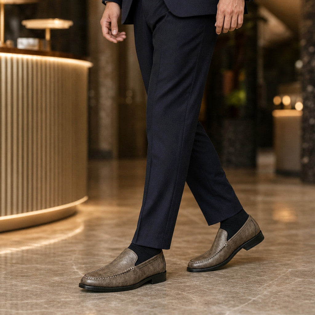 Cascon | Leather Loafer Slip On Brown – Side Angle View