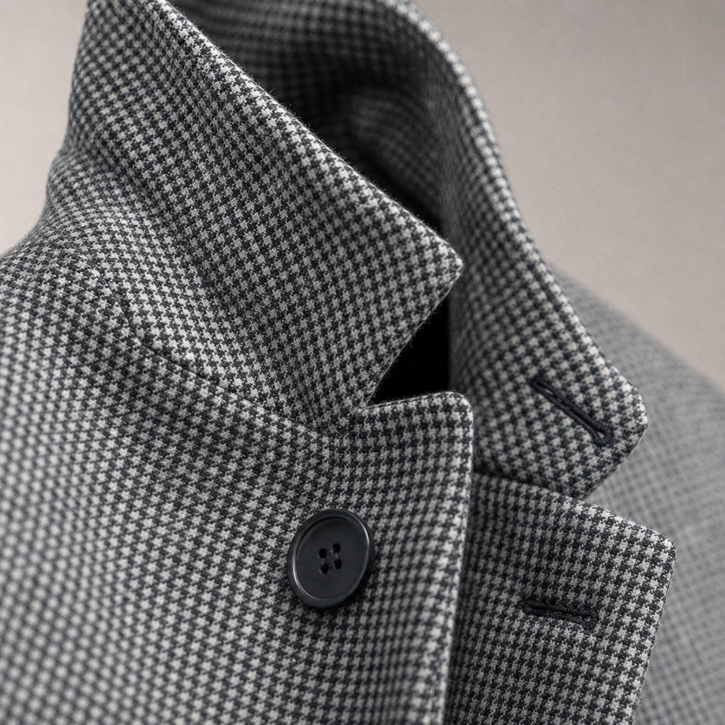Long Coat Button Front Tailored Fit Light Gray – Fabric and Detail Close-Up
