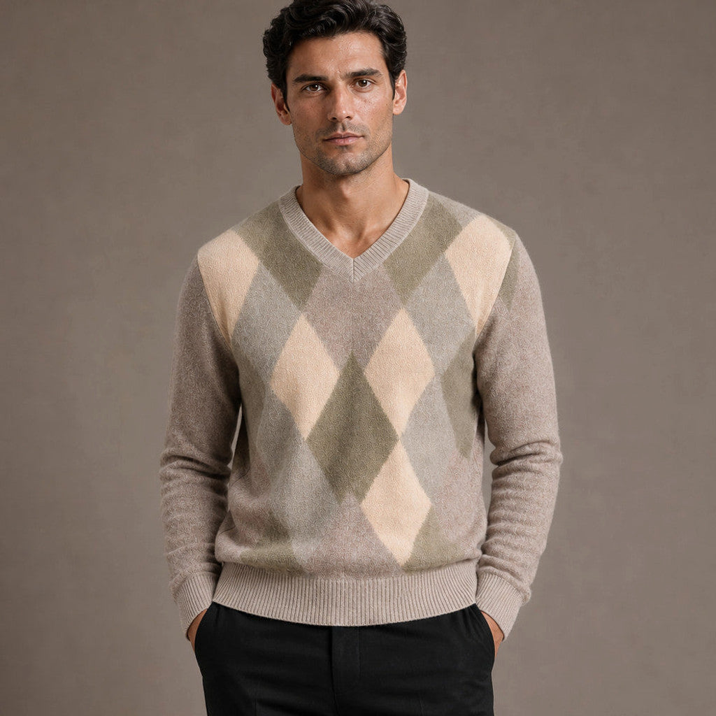 Darton | V-Neck Plaid Knit Jumper in Beige – Premium Editorial