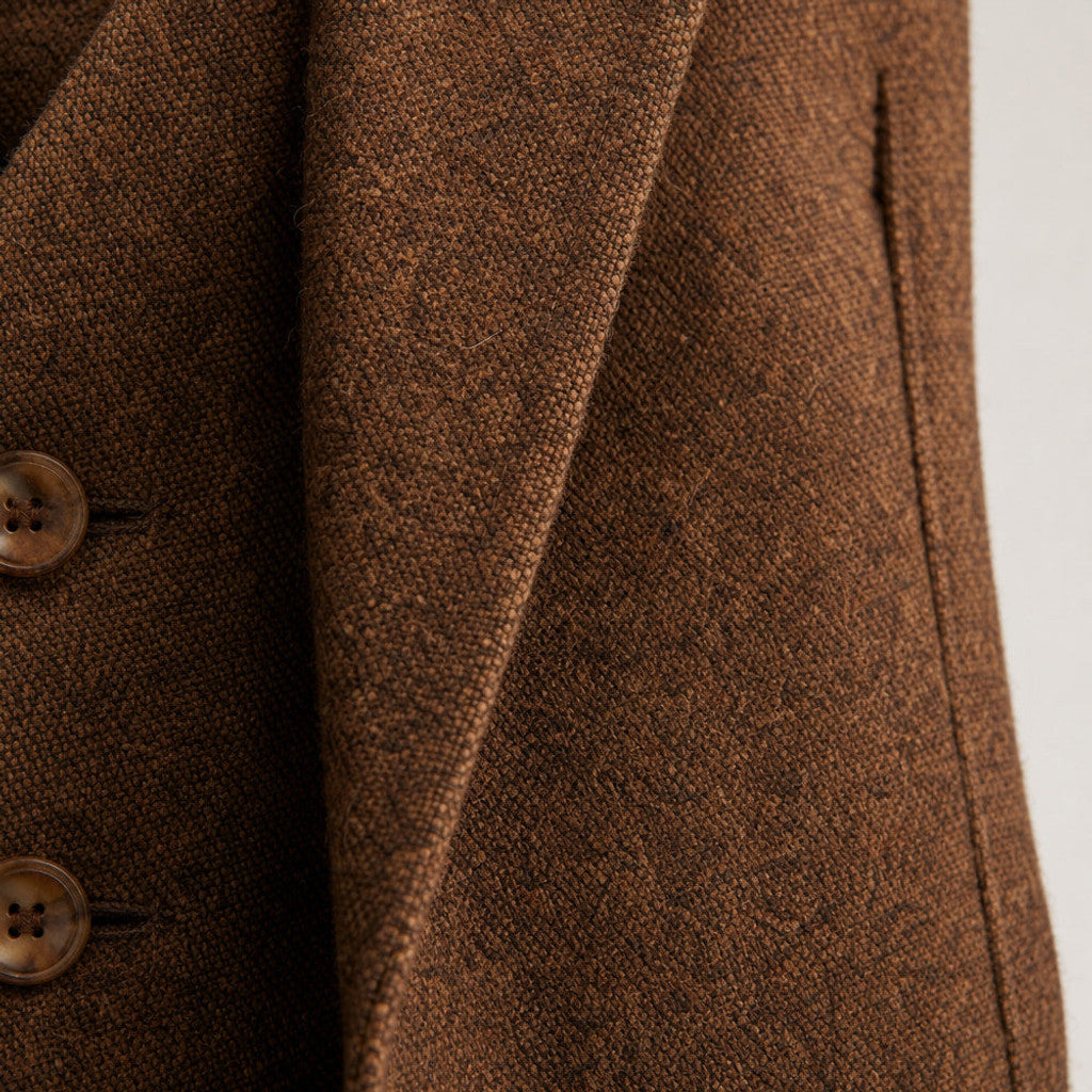 Eldon | Three Piece Suit Herringbone Tweed Brown – Fabric and Detail Close-Up