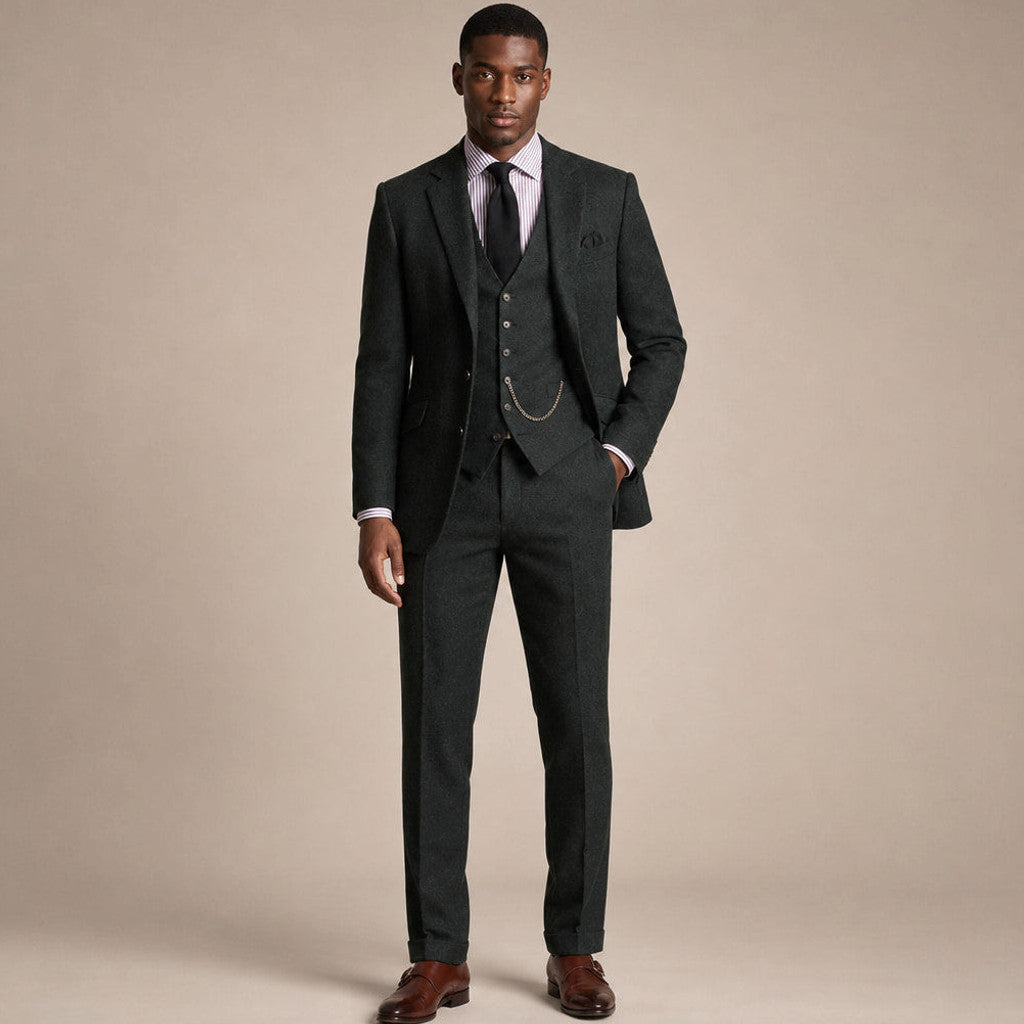 Eldon | Three Piece Suit Herringbone Tweed in Green – Premium Editorial