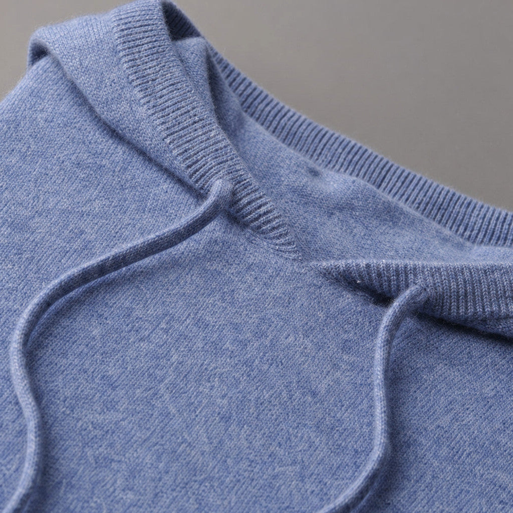 Keverne | Knitwear Hoodie Merino Knit Blue – Fabric and Detail Close-Up