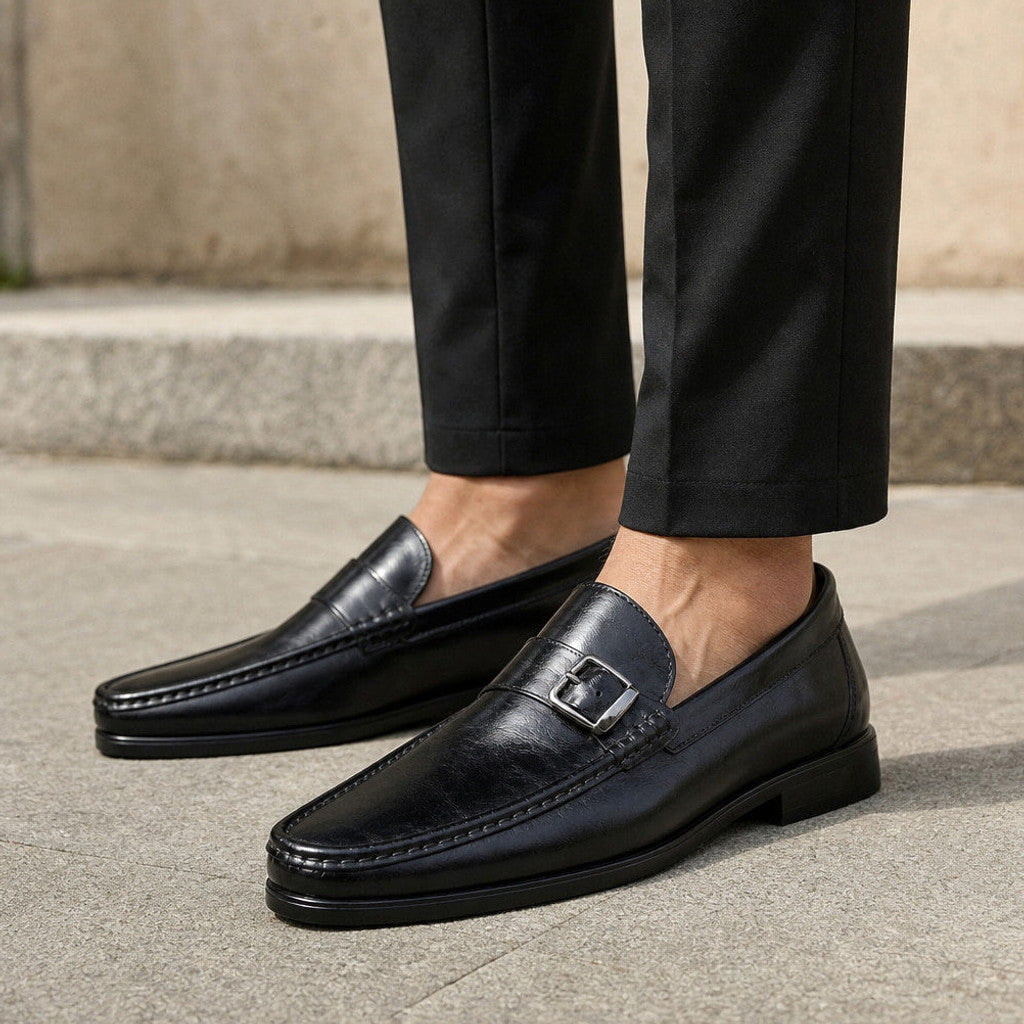 Loughton | Loafer Shoes Bit Buckle Burnished Leather in Black – Premium Editorial