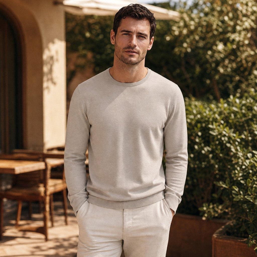 Ormond | Crewneck Jumper Fine Gauge Wool Champagne – Styled Editorial Shot