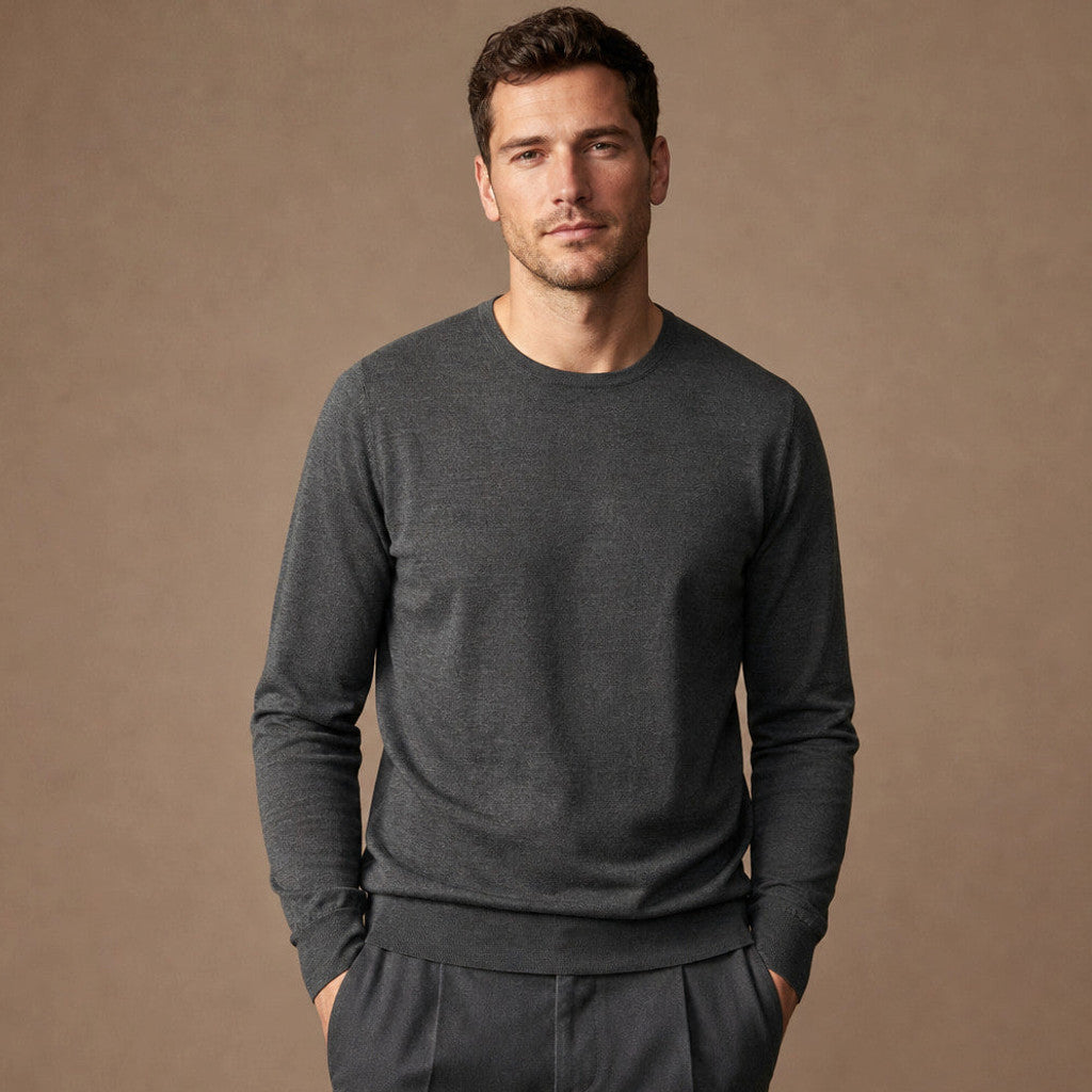 Ormond | Crewneck Jumper Fine Gauge Wool Graphite – Product Photo