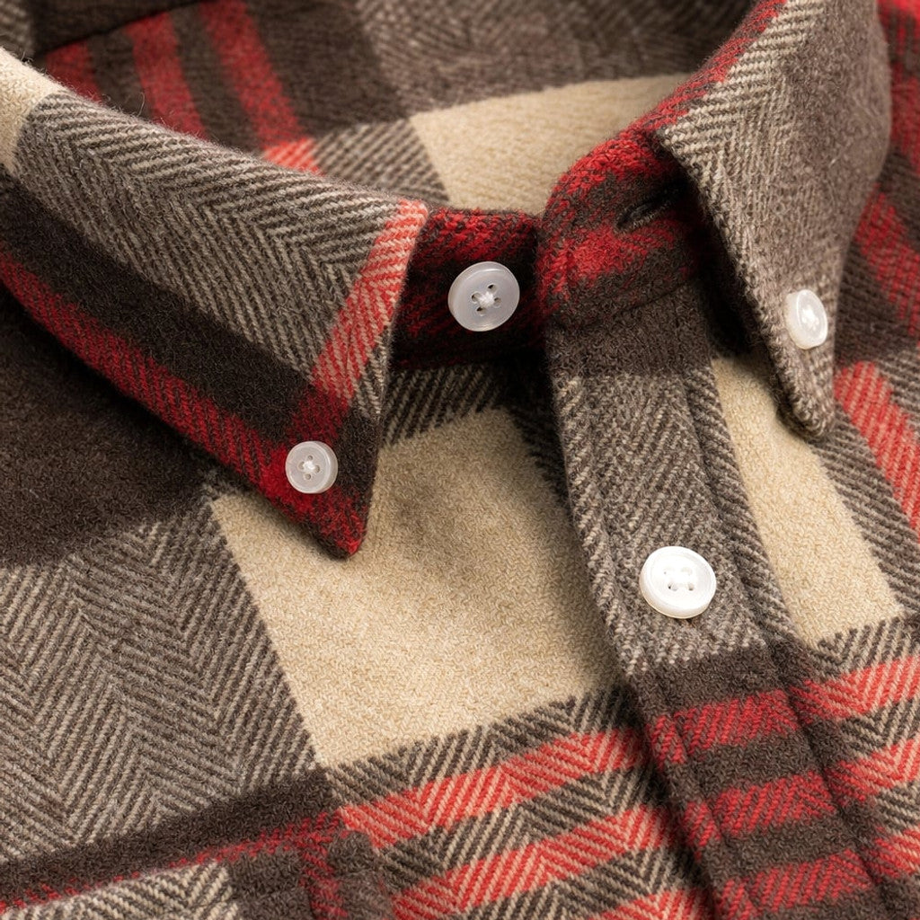 Relveck | Flannel Shirt Brushed Cotton Button-Down Tailored Fit Red – Fabric and Detail Close-Up