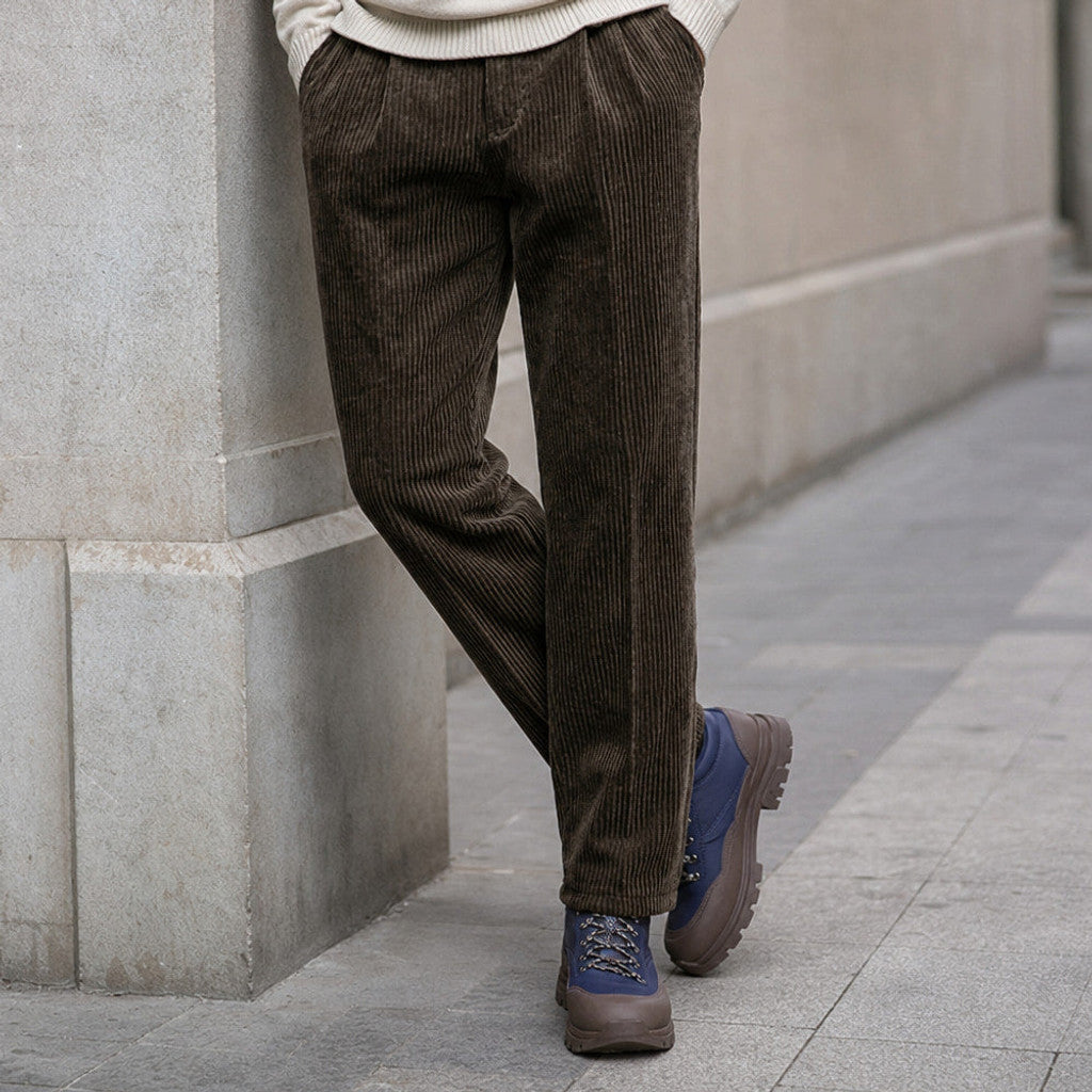 Vandor | Corduroy Pants Pleated Front Classic Fit – Product Photo